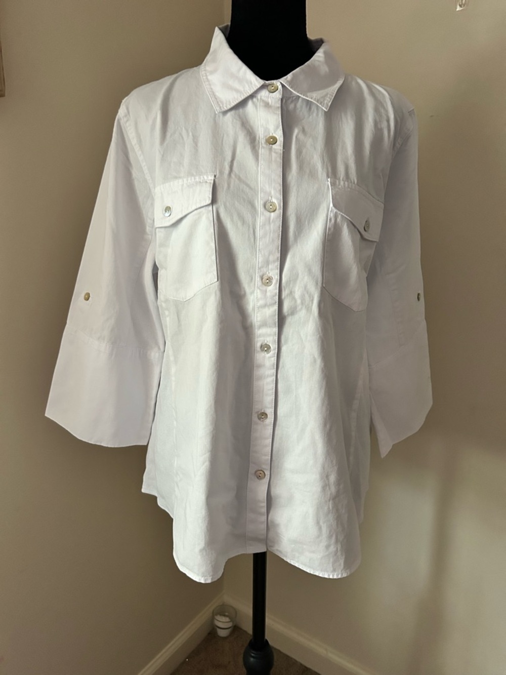 OsO Casual Women's White Button-Front Shirt with Pocket Detail Size XL